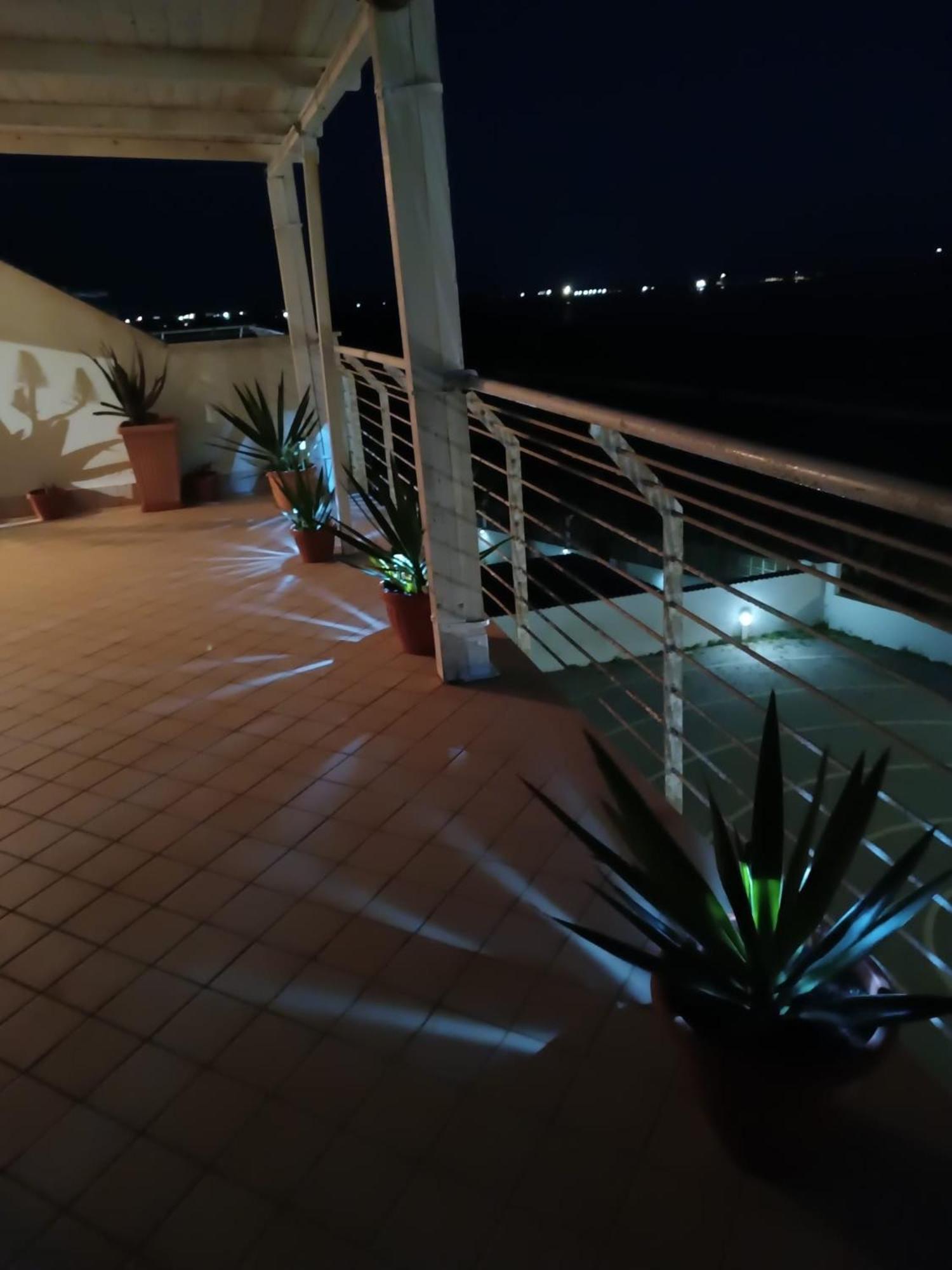 Armareaoverseassuites 1 Fiumicino Extérieur photo