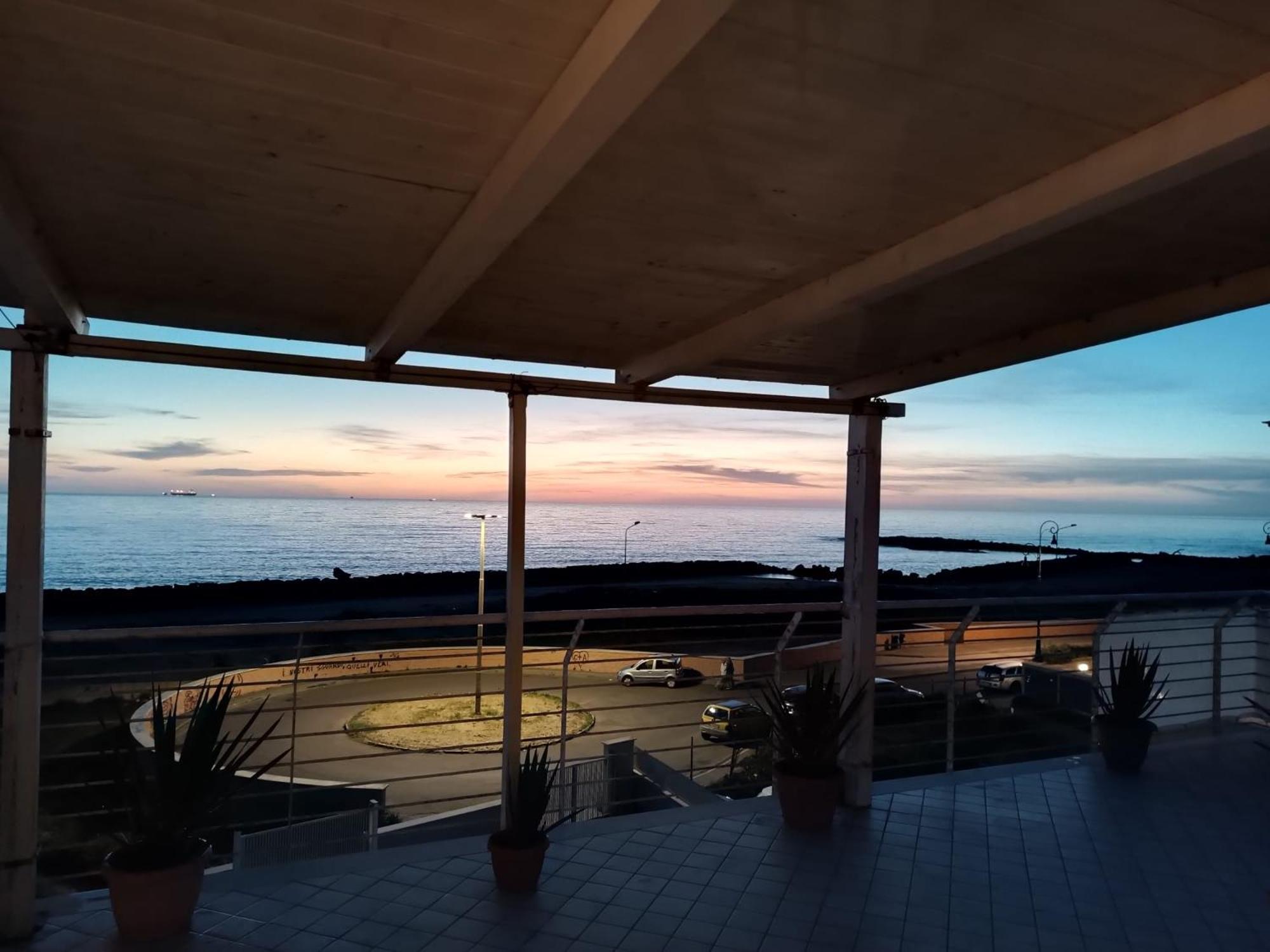 Armareaoverseassuites 1 Fiumicino Extérieur photo